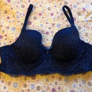 Victoria’s Secret Body by Victoria- Demi bra